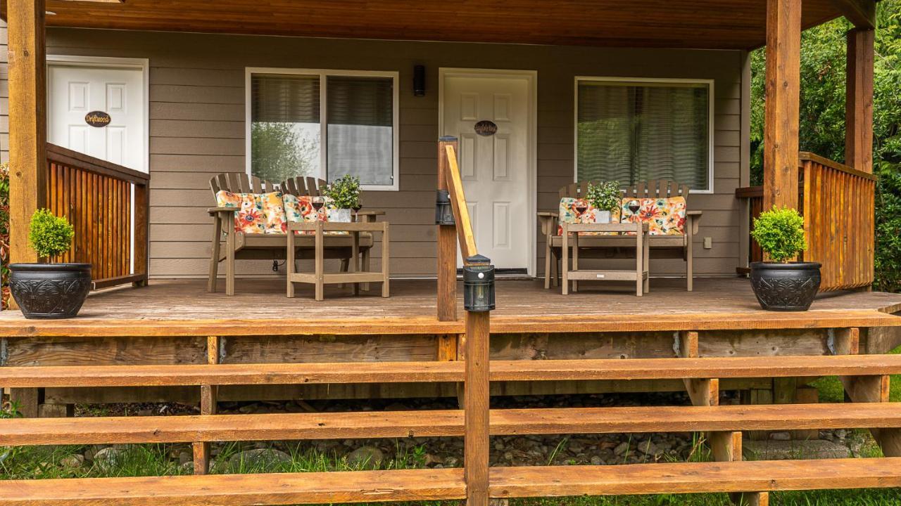 Wild Pacific Guest Suites اوكلويلت المظهر الخارجي الصورة